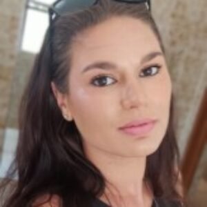 Profile picture of mishcaglennie