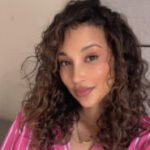 Profile picture of Yasmeenah